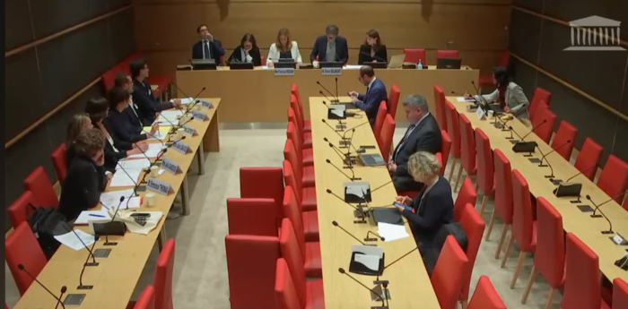 L'ARDA et 6 de ses membres ont été entendu.e.s à l'Assemblée Nationale, Jeudi 30 Mai 2024. Liens des auditions - Dans le cadre de l'enquête relative aux violences commises dans les secteurs du cinéma, de l’audiovisuel, du spectacle vivant, de la mode et de la publicité, David Bertrand et Laurent Couraud, co-presidents de l’ARDA, Béatriz Coutrot, Julie David et Julie Gandossi (Chargées désormais du Pôle Casting Mineur.e.s à l’ARDA et coordinatrices de la charte Casting Mineur.e.s bientôt accessible sur le site de l’ARDA - Association des directeur.rice.s de casting) et Emmanuel Thomas, Directeur de casting associé ARDA et chargé de figuration et rôles additionnels en région Auvergne-Rhône-Alpes, se sont présenté.e.s à l’Assemblée Nationale pour répondre aux questions des député.e.s en charge de la commission.